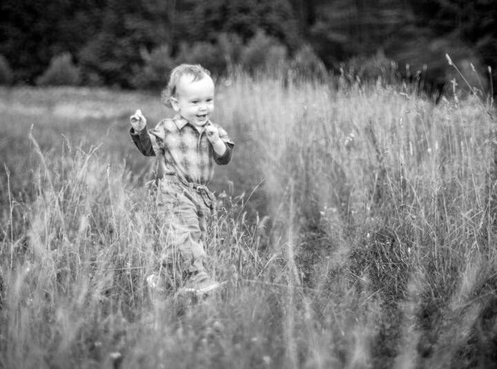 Small Steps: Tips to Keep in Mind When Your Child Is Learning to Walk 34 Small Steps: Tips to Keep in Mind When Your Child Is Learning to Walk