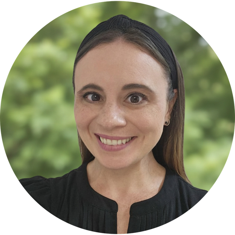 Portrait of Joanna Patane-Hopkins, RN, IBCLC, your Breastfeeding Blueprint instructor.